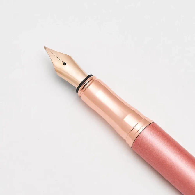 Pióro wieczne Jazz Noble Elegance M P36 pudełko prezent różowe Rose PELIKAN