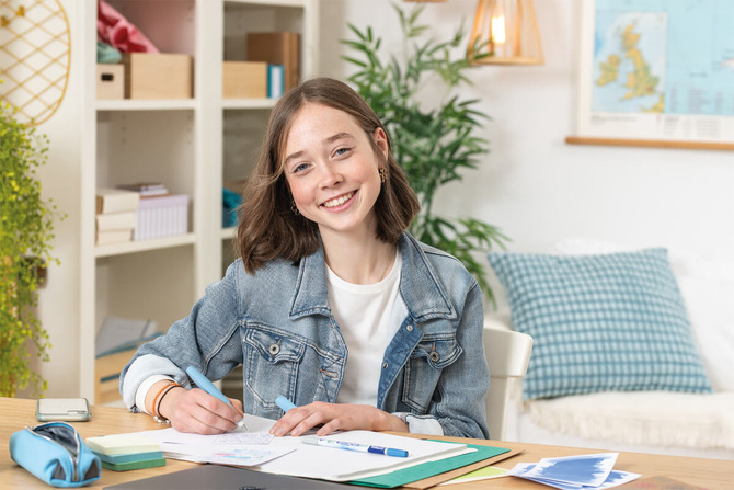 Pióro wieczne Twist dla dzieci prawo/lewo różowe Berry Pink PELIKAN