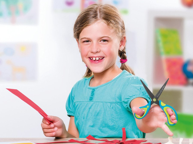 Nożyczki GRIFFIX tytanowe dla leworęcznych 14,5cm PELIKAN