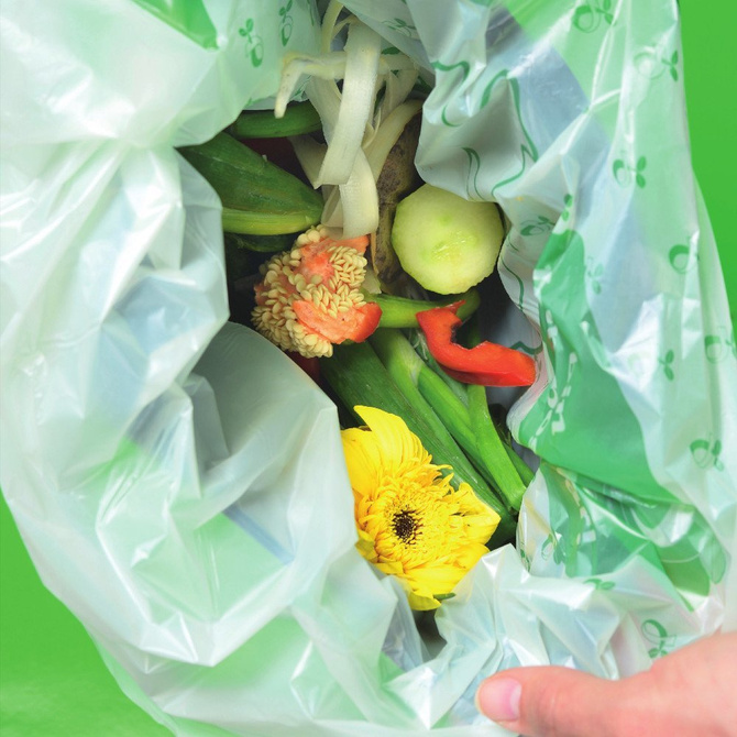 Worki biodegradowalne kompostowalne ATEST 35L 500 sztuk 50 rolek SIPEKO