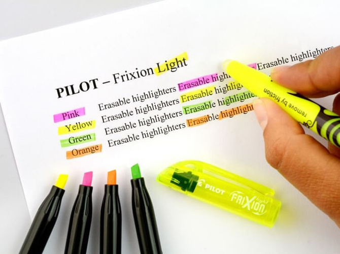 Zakreślacz FriXion wymazywalny ścieralny 4mm pastel niebieski PILOT