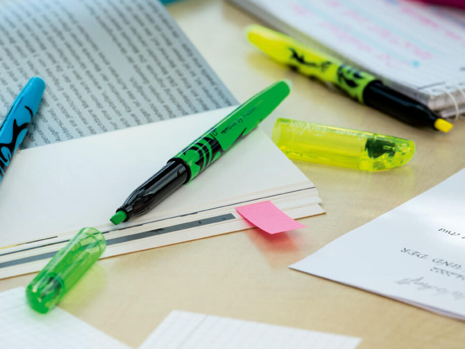 Zakreślacz FriXion wymazywalny ścieralny 4mm pastel niebieski PILOT