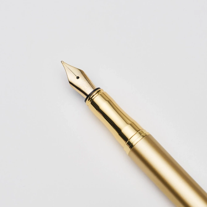 Pióro wieczne Jazz Noble Elegance M P36 pudełko prezent złote Gold PELIKAN