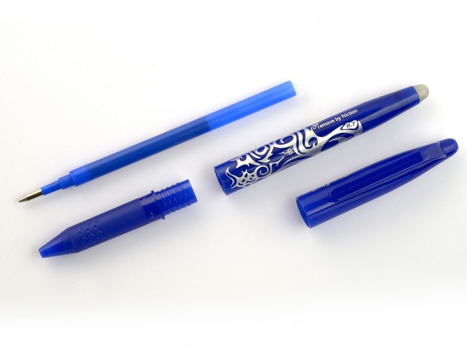 Długopis ścieralny FriXion 0,7mm PILOT + 9 wkładów
